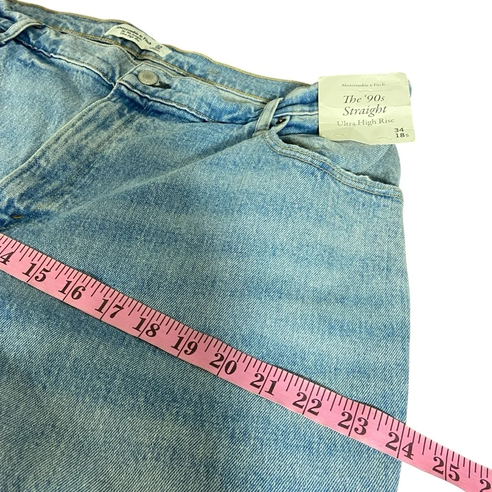 Abercrombie & Fitch The 90’s Straight Ultra High Rise Jean - Picture 7 of 13